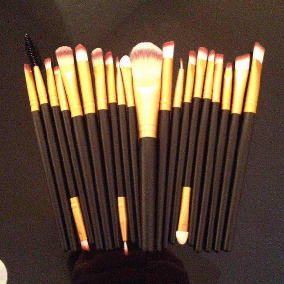 New 20pcs Makeup Brush+15 Color Concealer Palette - Picture 3 of 4